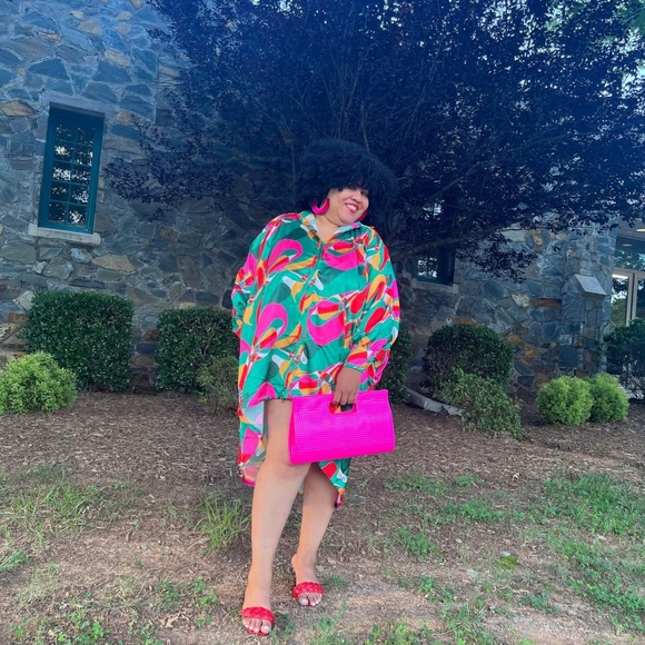 Oversized Shirt Dress - Picture 6 of 7